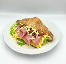 Cheddarlı Jambonlu Kruvasan Sandviç